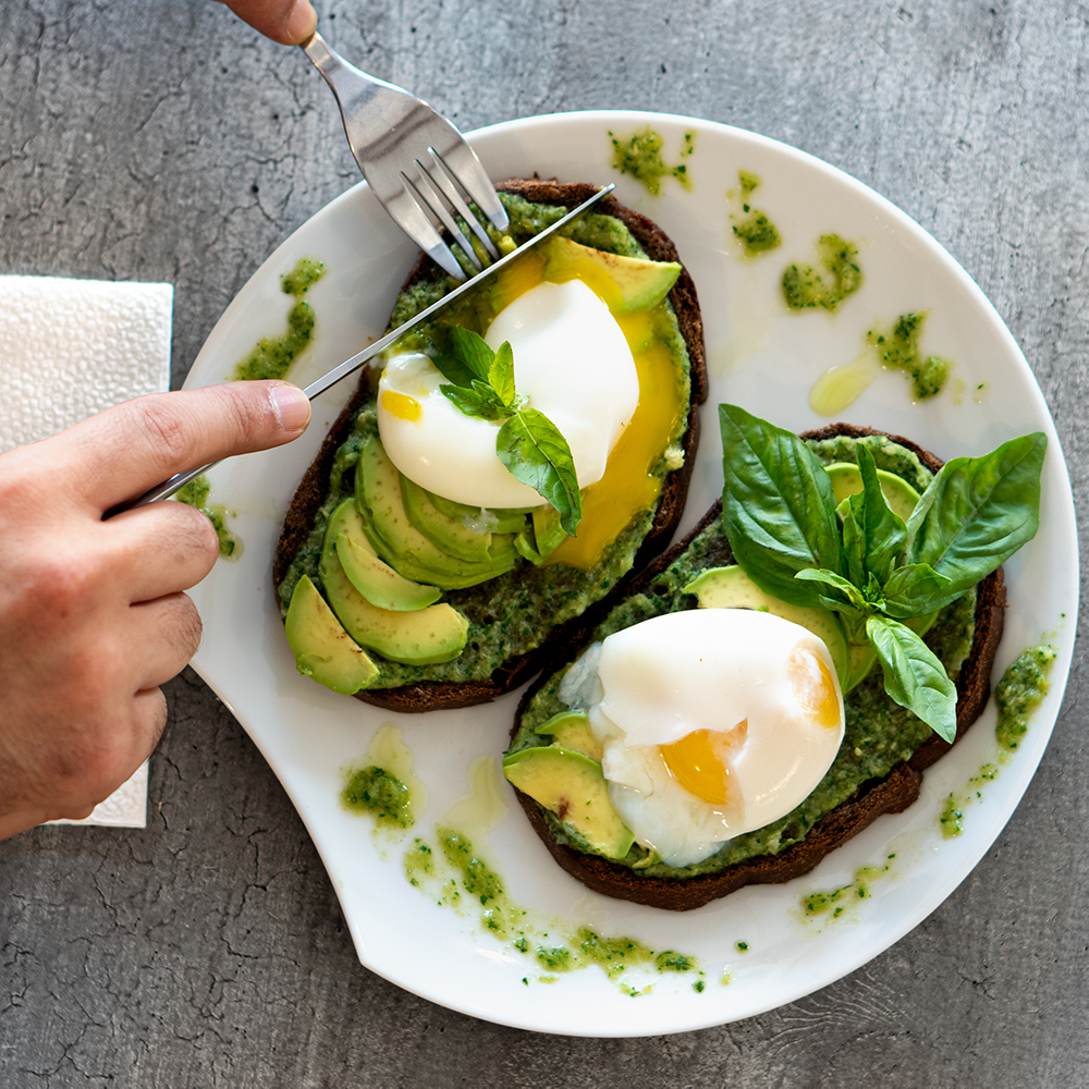 Toast Avocat Pesto Oeufs
