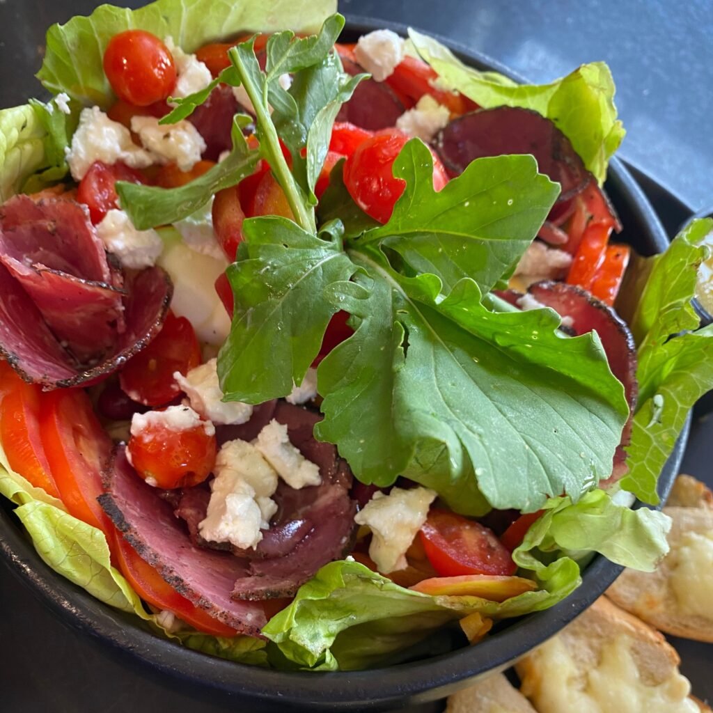 Salade Bresaola Chèvre